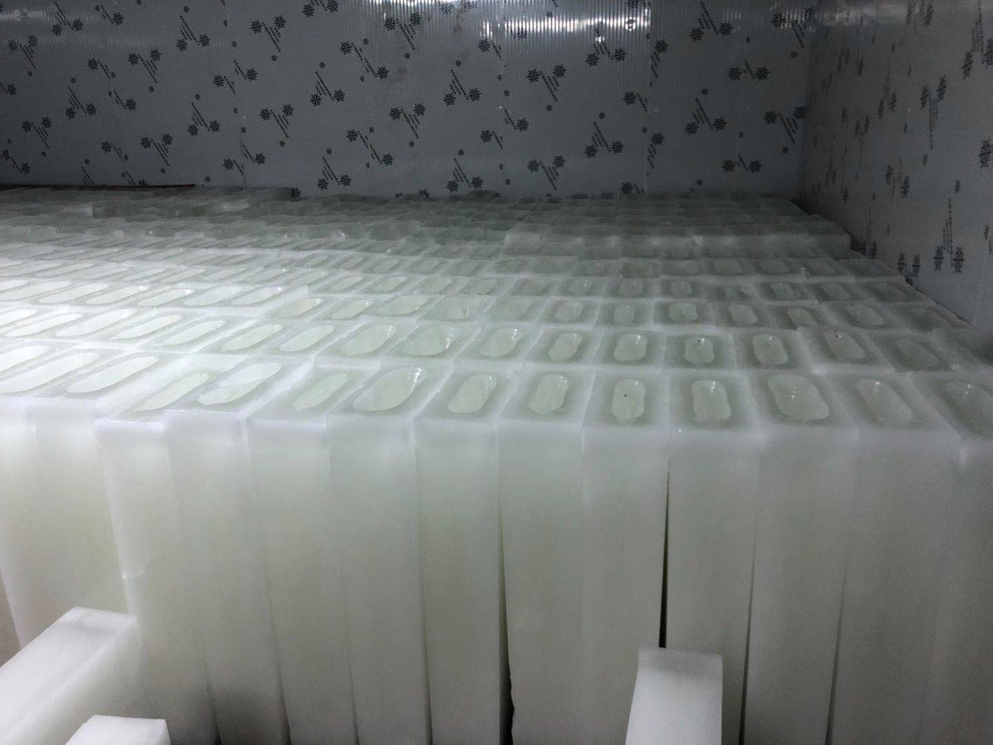 南开良臣制冰厂介绍降温冰块的生产流程